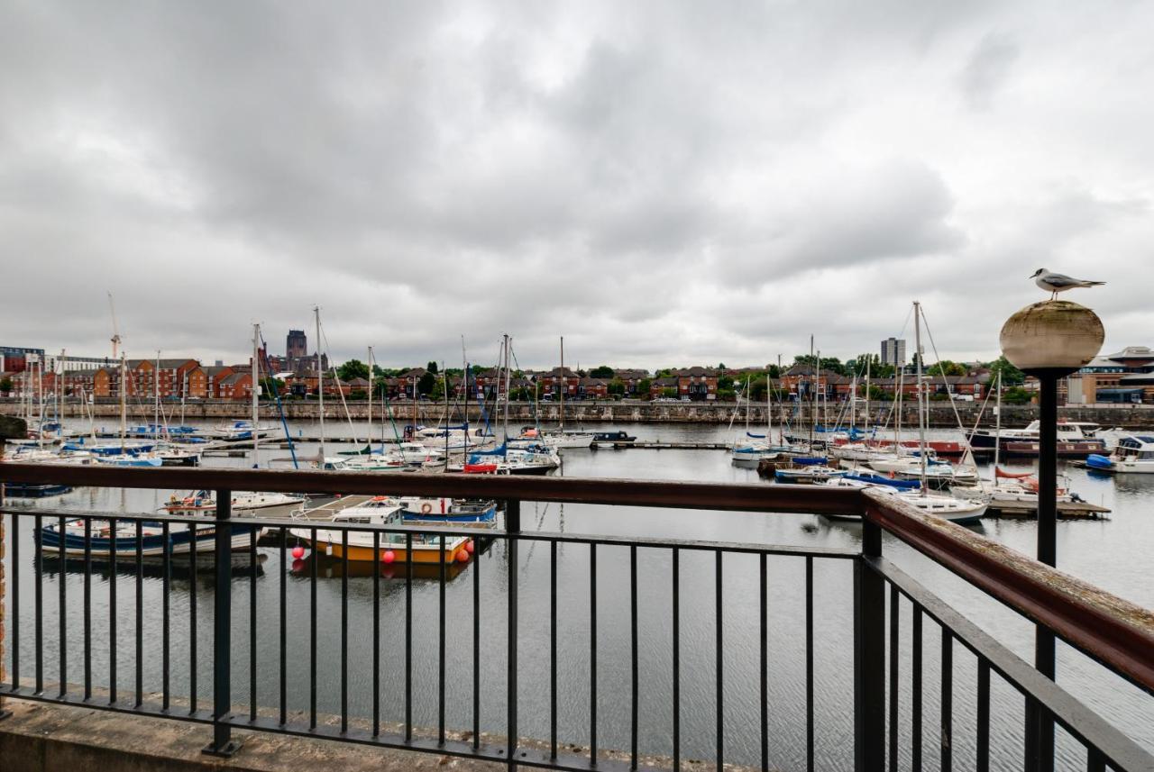 Base Serviced Apartments - The Docks Liverpool Zewnętrze zdjęcie